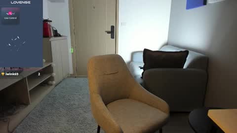 Snapshot of fresh_b1ood chatting on November 2025 07:24:01 PM Alex or Andrzej online show from November 2025 07:24:01 PM