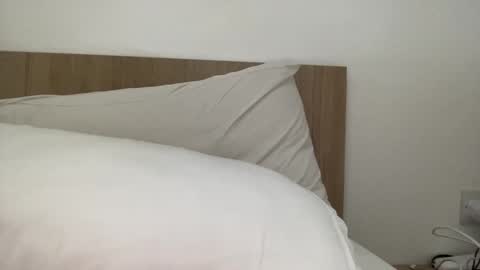 Snapshot of freshmanxxl chatting on November 2025 01:20:01 PM freshman imonyou98 online show from November 2025 01:20:01 PM