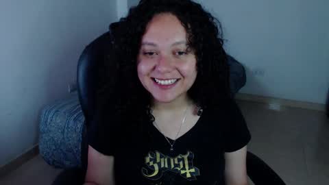 Louise  online show from December 2024 09:49:01 AM