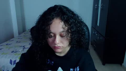 Louise  online show from February 2025 04:07:01 AM