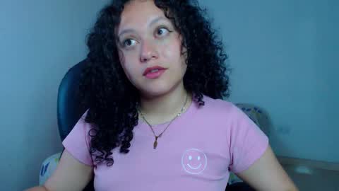 Louise  online show from December 2025 05:13:01 AM