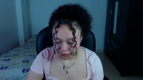 Louise  online show from December 2025 11:17:01 AM