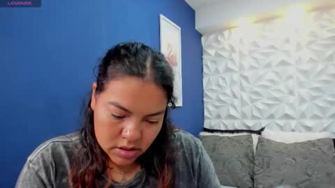 Freya online show from November 2025 08:08:01 PM