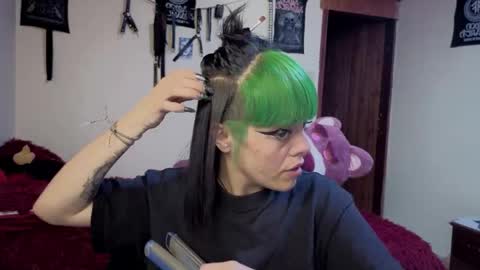 freyaa_sorceress online show from December 2025 03:40:02 PM