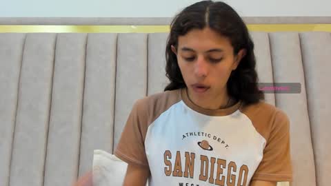 Snapshot of freyamoller chatting on February 2025 07:38:01 PM FREYA online show from February 2025 07:38:01 PM