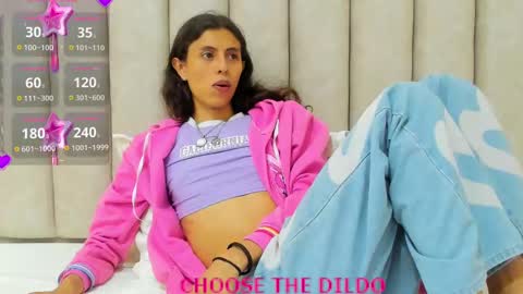 Snapshot of freyamoller chatting on September 2025 07:24:02 PM FREYA online show from September 2025 07:24:02 PM