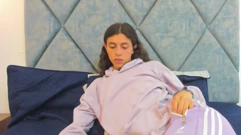 Snapshot of freyamoller chatting on October 2025 06:08:02 PM FREYA online show from October 2025 06:08:02 PM