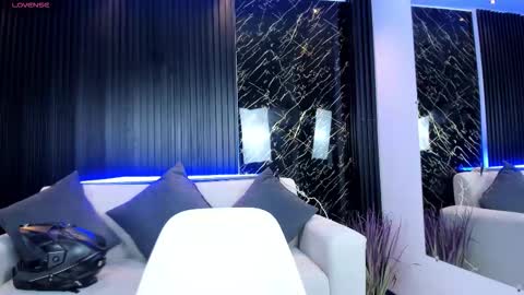 Snapshot of freyja_sweet_ chatting on October 2025 12:17:02 PM Freyja Sweet online show from October 2025 12:17:02 PM