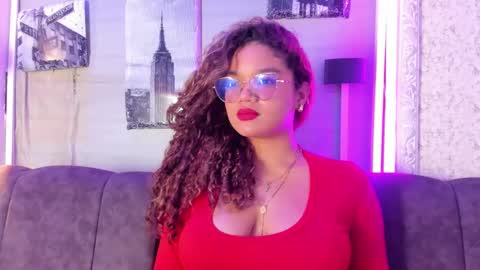 Frezzita online show from November 2025 07:47:02 PM