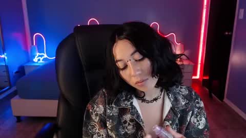 Snapshot of frida_lassi_ chatting on February 2025 10:09:01 PM frida_lassi_ online show from February 2025 10:09:01 PM