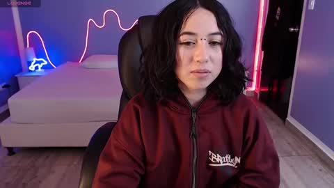 Snapshot of frida_lassi_ chatting on February 2025 10:48:01 PM frida_lassi_ online show from February 2025 10:48:01 PM