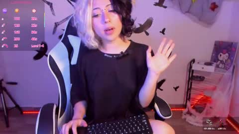 Snapshot of frida_lassi_ chatting on October 2025 02:08:01 PM frida_lassi_ online show from October 2025 02:08:01 PM