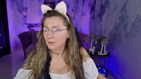 Snapshot of fridatander chatting on December 2024 04:52:01 PM Frida Tander online show from December 2024 04:52:01 PM