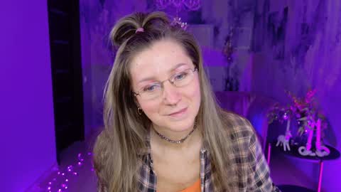 Snapshot of fridatander chatting on January 2025 09:00:02 AM Frida Tander online show from January 2025 09:00:02 AM