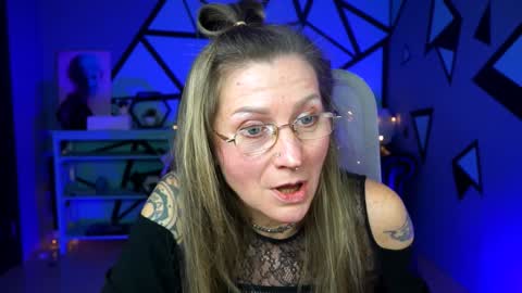 Snapshot of fridatander chatting on February 2025 01:01:01 PM Frida Tander online show from February 2025 01:01:01 PM