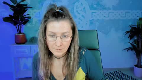 Snapshot of fridatander chatting on March 2025 07:10:02 PM Frida Tander online show from March 2025 07:10:02 PM