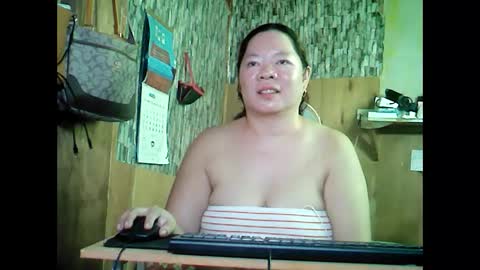 Snapshot of friendychubby chatting on March 2025 05:55:02 AM Nice titis jannah online show from March 2025 05:55:02 AM