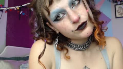 Snapshot of friskyflowers chatting on October 2025 01:17:02 AM cherry online show from October 2025 01:17:02 AM