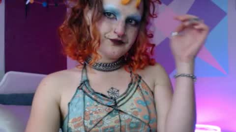 Snapshot of friskyflowers chatting on November 2025 01:40:02 AM cherry online show from November 2025 01:40:02 AM