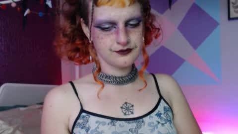 Snapshot of friskyflowers chatting on November 2025 05:50:02 AM cherry online show from November 2025 05:50:02 AM