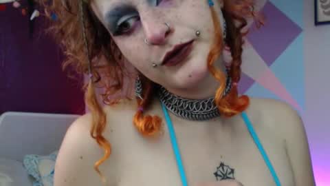 Snapshot of friskyflowers chatting on November 2025 08:18:01 PM cherry online show from November 2025 08:18:01 PM