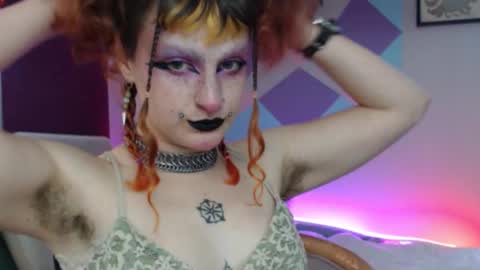 Snapshot of friskyflowers chatting on November 2025 06:56:02 PM cherry online show from November 2025 06:56:02 PM