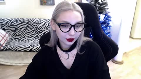 Snapshot of fromsun_forsoul chatting on December 2024 06:22:02 AM Lilith online show from December 2024 06:22:02 AM