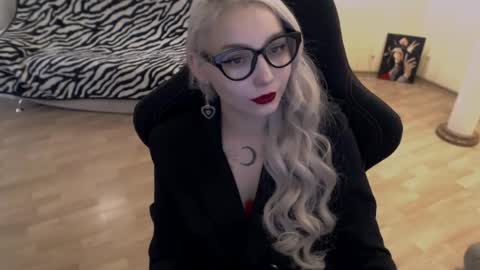 Snapshot of fromsun_forsoul chatting on September 2025 11:34:01 AM Lilith online show from September 2025 11:34:01 AM