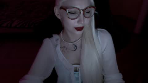 Lilith online show from June 2026 08:59:02 PM
