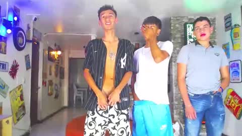 THOMAS AND DAMIAND online show from February 2025 07:06:02 PM