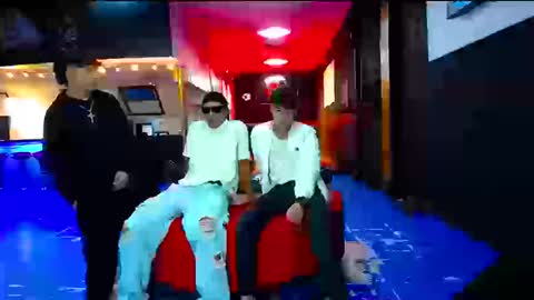 THOMAS AND DAMIAND online show from September 2025 06:00:01 PM