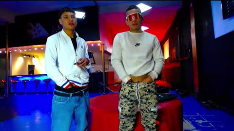 THOMAS AND DAMIAND online show from October 2025 06:28:02 PM