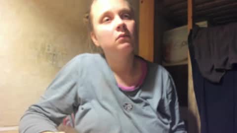 Snapshot of frumcake chatting on March 2025 09:36:02 PM FrumCake online show from March 2025 09:36:02 PM