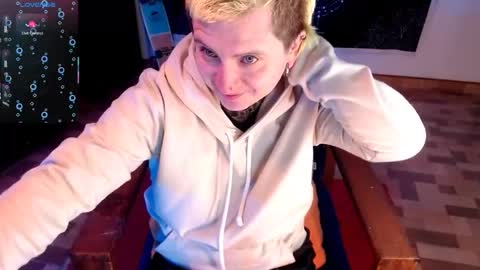          HEHIM  online show from January 2025 12:28:02 PM