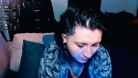          HEHIM  online show from September 2025 06:10:02 PM