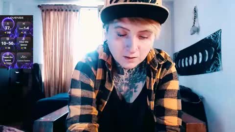          HEHIM  online show from November 2025 04:06:02 PM