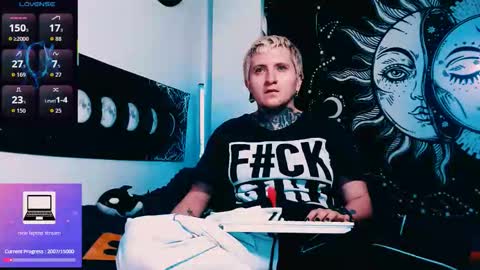 Snapshot of ftmblueyes chatting on February 2026 06:26:01 AM HEHIM online show from February 2026 06:26:01 AM