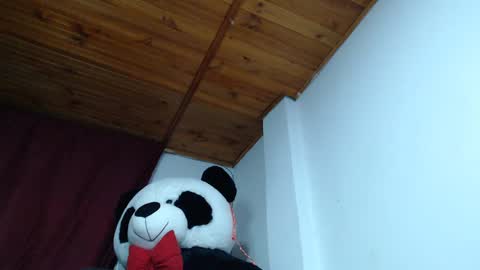 Mia and Gary  online show from February 2025 06:13:02 AM