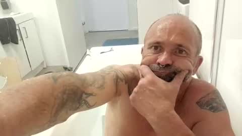 Snapshot of fukmelivenow chatting on October 2025 07:03:02 PM fukmelivenow online show from October 2025 07:03:02 PM