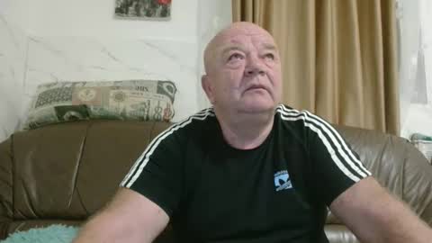 fullballs6 online show from November 2025 03:38:01 AM