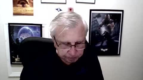 Snapshot of funclemike chatting on April 2026 07:21:02 PM funclemike online show from April 2026 07:21:02 PM