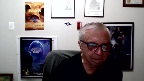 Snapshot of funclemike chatting on May 2026 04:45:01 PM funclemike online show from May 2026 04:45:01 PM