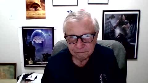 Snapshot of funclemike chatting on May 2026 11:43:01 PM funclemike online show from May 2026 11:43:01 PM