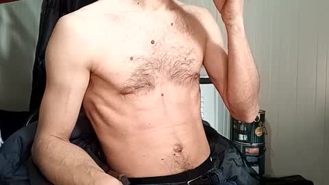 Italian men online show from February 2026 01:40:01 PM