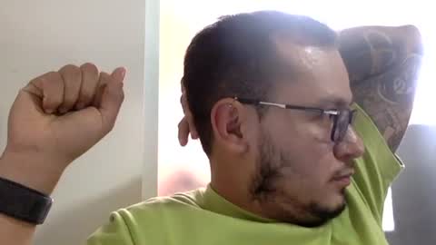 Snapshot of funnyboys18 chatting on January 2025 06:49:02 PM Zanty online show from January 2025 06:49:02 PM