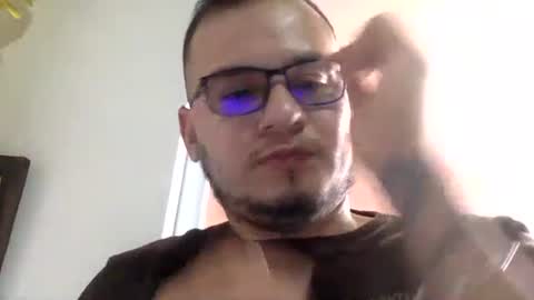 Snapshot of funnyboys18 chatting on February 2025 06:51:02 PM Zanty online show from February 2025 06:51:02 PM