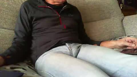 Snapshot of funslimguy chatting on December 2024 02:13:02 PM Funslimguy online show from December 2024 02:13:02 PM
