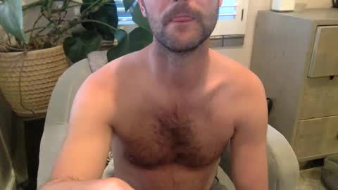 Snapshot of funtimes4us32 chatting on December 2024 08:58:02 PM Funtimes4us32 online show from December 2024 08:58:02 PM