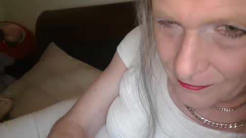 Snapshot of funtimetgirl chatting on December 2024 11:00:01 AM Jessie Love online show from December 2024 11:00:01 AM