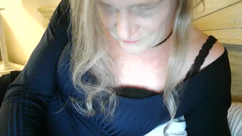 Snapshot of funtimetgirl chatting on September 2025 10:31:02 AM Jessie Love online show from September 2025 10:31:02 AM